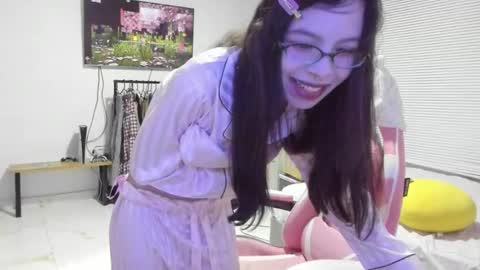 Snapshot of awa_katy chatting on February 9, 2025, 12:17 am katy online show from February 9, 2025, 12:17 am