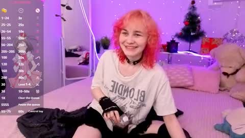 Snapshot of awawrin chatting on December 20, 2025, 9:22 pm Awi online show from December 20, 2025, 9:22 pm