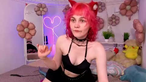 Snapshot of awawrin chatting on August 9, 2026, 2:11 pm Awi online show from August 9, 2026, 2:11 pm