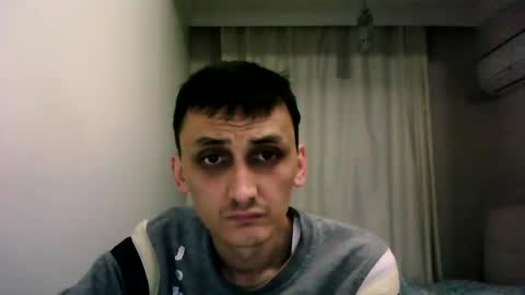 Snapshot of awesenheit chatting on December 17, 2024, 4:21 pm awesenheit online show from December 17, 2024, 4:21 pm