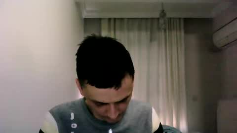 Snapshot of awesenheit chatting on January 19, 2025, 2:06 pm awesenheit online show from January 19, 2025, 2:06 pm