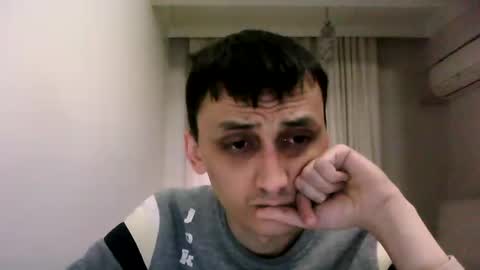 Snapshot of awesenheit chatting on February 9, 2025, 2:07 pm awesenheit online show from February 9, 2025, 2:07 pm