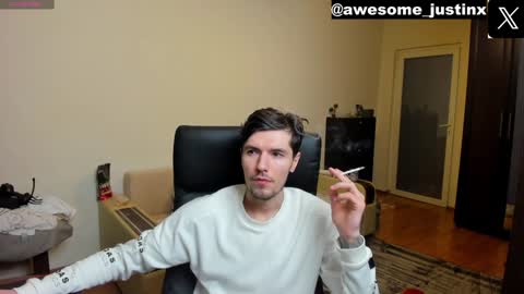 Snapshot of awesome_justin chatting on December 2, 2024, 11:45 am Justin online show from December 2, 2024, 11:45 am