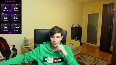 Snapshot of awesome_justin chatting on January 13, 2025, 12:09 am Justin online show from January 13, 2025, 12:09 am