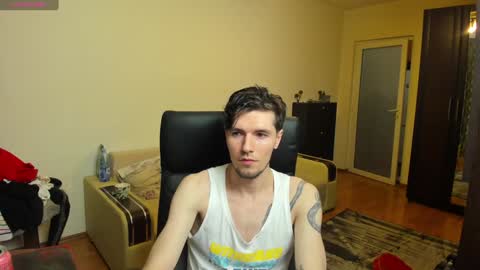 Snapshot of awesome_justin chatting on January 14, 2025, 12:54 am Justin online show from January 14, 2025, 12:54 am