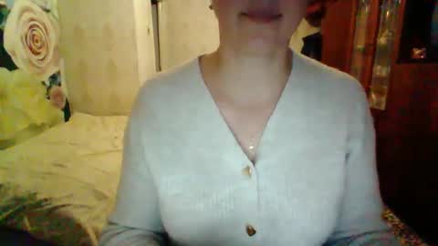 Snapshot of awesomeladyy chatting on January 22, 2025, 2:35 pm awesomeladyy online show from January 22, 2025, 2:35 pm