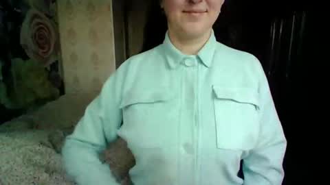 Snapshot of awesomeladyy chatting on February 22, 2025, 8:07 am awesomeladyy online show from February 22, 2025, 8:07 am