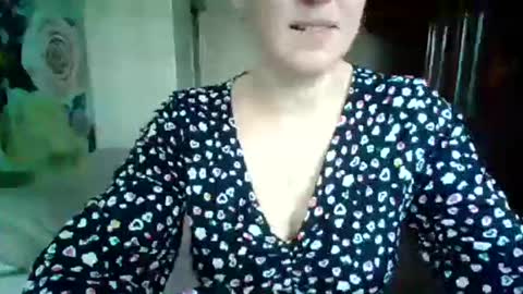 Snapshot of awesomeladyy chatting on March 6, 2025, 8:19 am awesomeladyy online show from March 6, 2025, 8:19 am