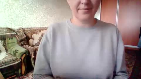 Snapshot of awesomeladyy chatting on September 25, 2025, 8:29 am awesomeladyy online show from September 25, 2025, 8:29 am