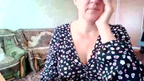 Snapshot of awesomeladyy chatting on September 27, 2025, 8:19 am awesomeladyy online show from September 27, 2025, 8:19 am