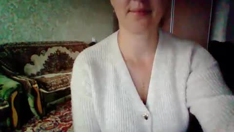 Snapshot of awesomeladyy chatting on October 7, 2025, 12:57 pm awesomeladyy online show from October 7, 2025, 12:57 pm