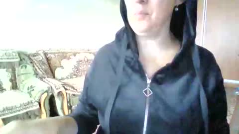 Snapshot of awesomeladyy chatting on October 17, 2025, 8:17 am awesomeladyy online show from October 17, 2025, 8:17 am