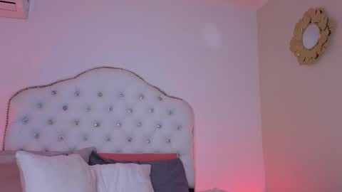 axarasss online show from May 18, 2026, 7:41 pm