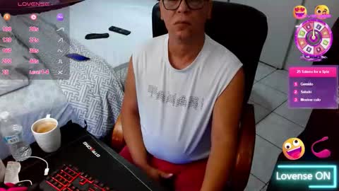 Snapshot of axel264 chatting on March 3, 2026, 9:37 am Alex online show from March 3, 2026, 9:37 am