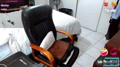 Snapshot of axel264 chatting on March 24, 2026, 4:23 pm Alex online show from March 24, 2026, 4:23 pm