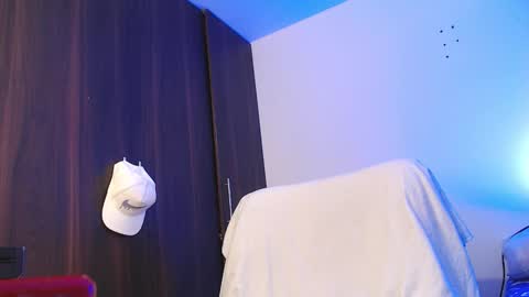 Snapshot of axel_7070 chatting on November 8, 2025, 12:16 pm Independiente Model online show from November 8, 2025, 12:16 pm