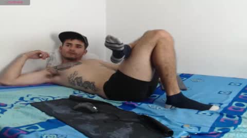 Snapshot of axel_ag chatting on March 6, 2025, 7:10 pm Axel online show from March 6, 2025, 7:10 pm