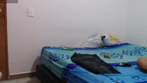 Snapshot of axel_ag chatting on March 9, 2025, 6:11 pm Axel online show from March 9, 2025, 6:11 pm