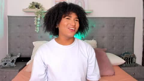 Snapshot of axel_colling1 chatting on May 21, 2026, 9:44 pm AXEL online show from May 21, 2026, 9:44 pm