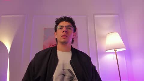 Snapshot of axel_creed chatting on February 15, 2026, 11:30 am Yooung King online show from February 15, 2026, 11:30 am