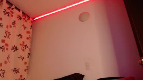 axel davis  online show from October 9, 2025, 12:30 am