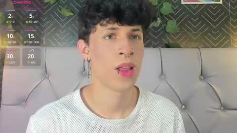Snapshot of axel_evanss chatting on June 12, 2026, 3:05 am Axel Evanss online show from June 12, 2026, 3:05 am