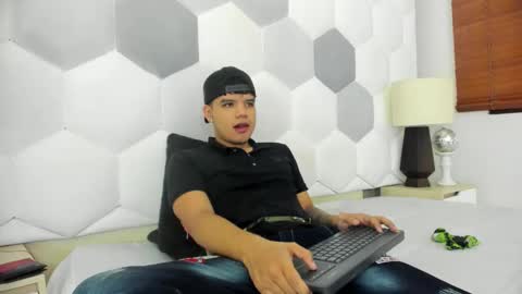 Axel Forte online show from February 10, 2026, 1:04 pm