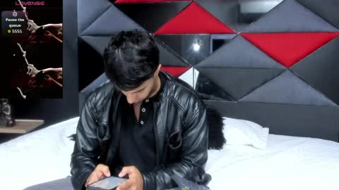 axel_hendrick online show from April 7, 2026, 12:16 pm