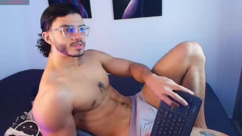 axel stein NEW ACCOUNT online show from April 28, 2026, 5:07 pm
