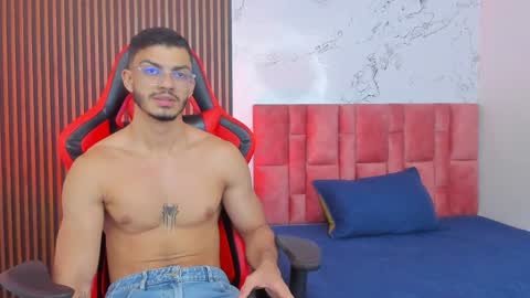 Snapshot of axel_stein2 chatting on December 19, 2024, 3:51 am Axel online show from December 19, 2024, 3:51 am