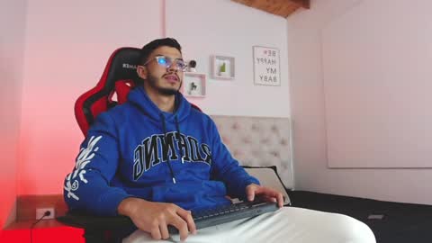 Snapshot of axel_stein2 chatting on January 21, 2025, 12:18 pm Axel online show from January 21, 2025, 12:18 pm