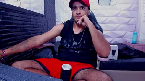 Axell Cross2 online show from January 30, 2025, 11:55 pm