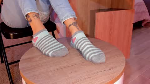 im your little femboy  ALEX   online show from December 17, 2024, 10:22 pm