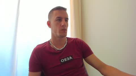 Axl online show from September 16, 2025, 10:05 am