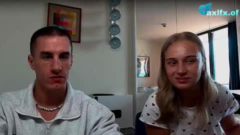 Axl online show from October 14, 2025, 6:58 am