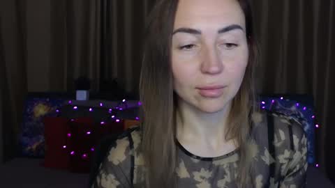 Jully online show from February 21, 2025, 9:45 am