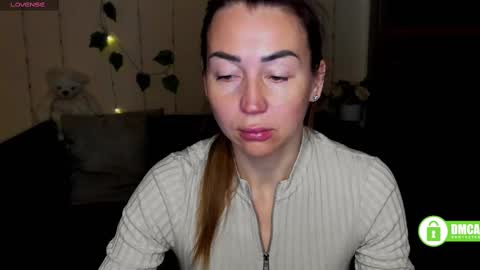 Jully online show from February 24, 2025, 6:16 am