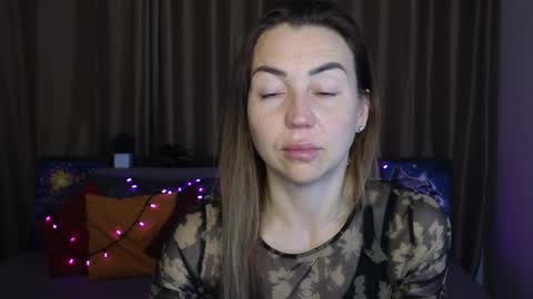 Jully online show from February 27, 2025, 1:48 am