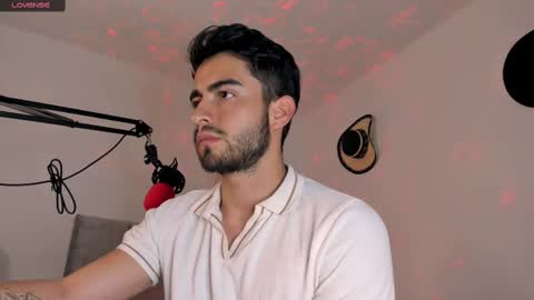 Snapshot of aydan_stiven9 chatting on March 6, 2025, 9:09 pm AYDAN STIVEN OF AYDANSTIVEN online show from March 6, 2025, 9:09 pm