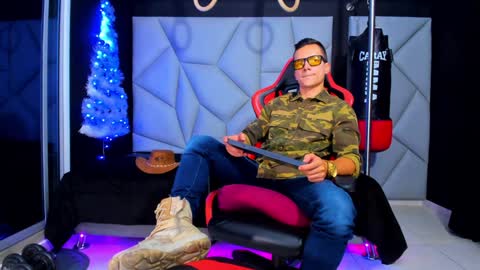 Ayden Miller online show from December 10, 2024, 6:54 am