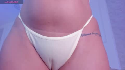 Alyda Jaramillo online show from May 19, 2026, 2:56 pm