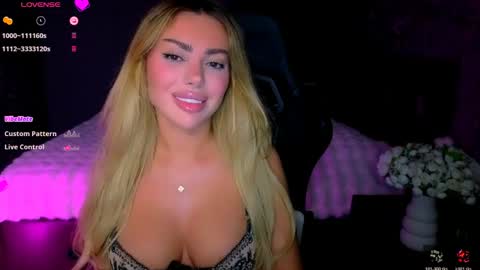  Ayla Demir  online show from May 31, 2026, 7:59 pm