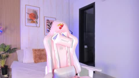 Ayleen online show from January 16, 2026, 12:53 pm