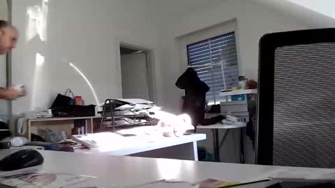 Snapshot of aylinniyerim chatting on February 25, 2026, 9:19 am aylinniyerim online show from February 25, 2026, 9:19 am