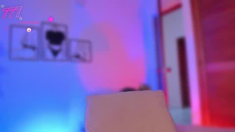 Snapshot of aylinz chatting on March 9, 2026, 11:36 am Alish online show from March 9, 2026, 11:36 am