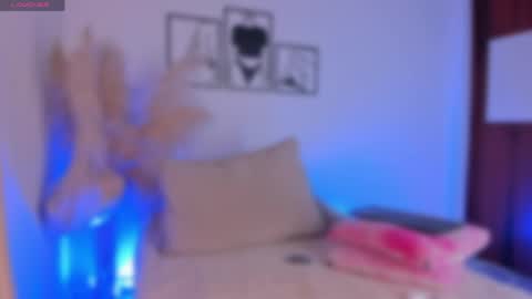 Snapshot of aylinz chatting on April 2, 2026, 10:35 am Alish online show from April 2, 2026, 10:35 am