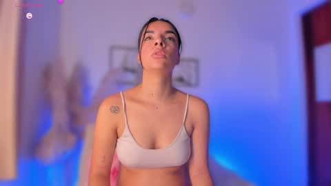 Snapshot of aylinz chatting on April 7, 2026, 1:11 pm Alish online show from April 7, 2026, 1:11 pm