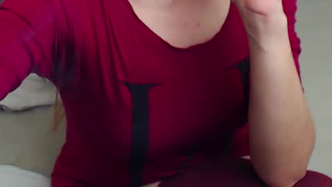 Snapshot of aylynrichard chatting on October 27, 2025, 9:52 pm aylynrichard online show from October 27, 2025, 9:52 pm