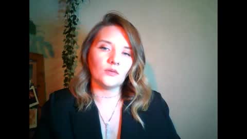 Snapshot of ayrix chatting on September 17, 2025, 5:36 pm ayrix online show from September 17, 2025, 5:36 pm