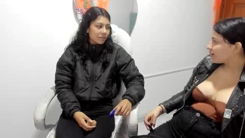 aysha_winxx online show from October 9, 2025, 11:19 am